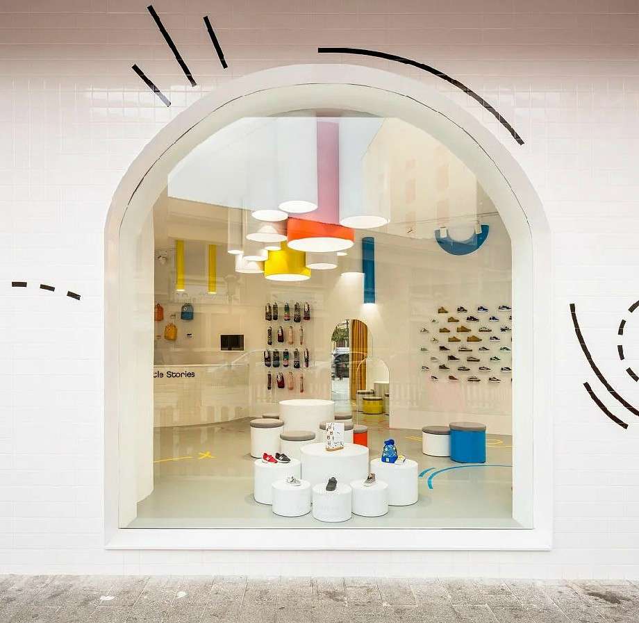 新鄭母嬰店設(shè)計(jì)效果圖